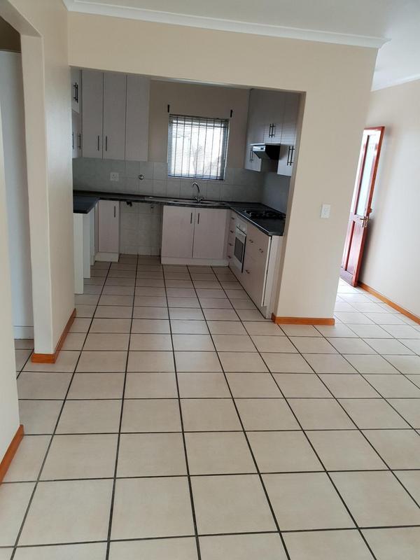 To Let 3 Bedroom Property for Rent in Protea Heights Western Cape